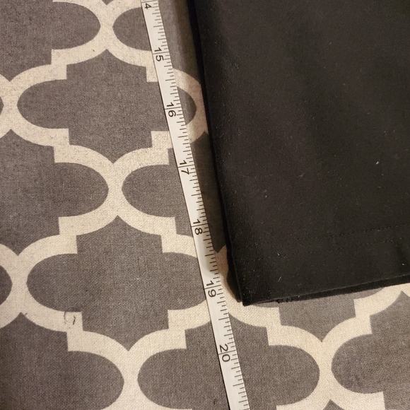 Nike Dri-Fit Capris - Picture 4 of 9